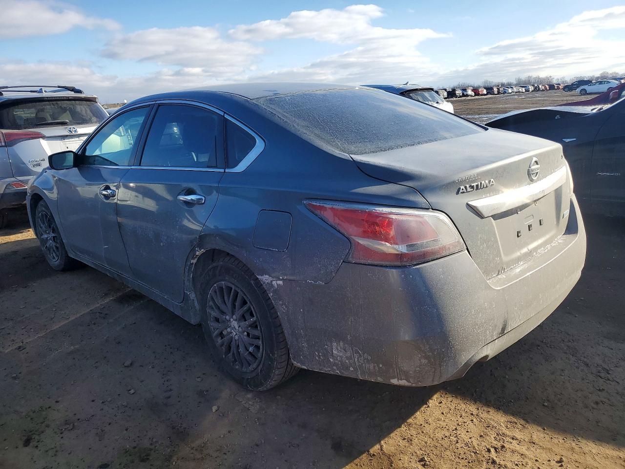 2014 Nissan Altima 2.5 - Фото 2