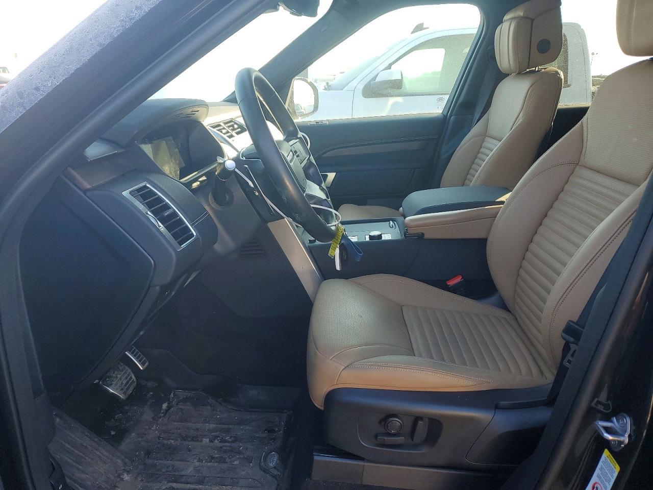 2025 Land Rover Discovery Dynamic Se - Image 7