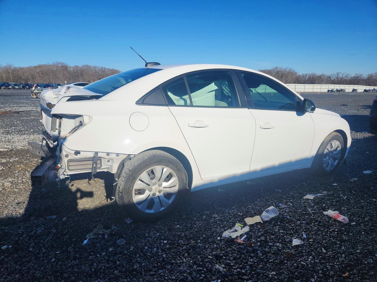 2015 Chevrolet Cruze Ls - Фото 3