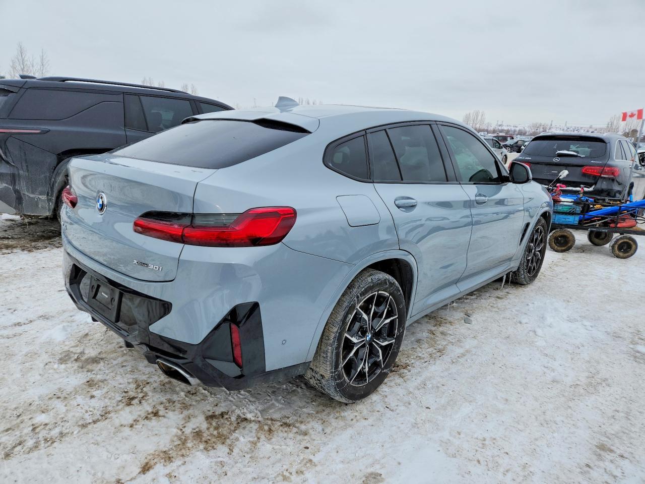 2022 BMW X4 xDrive30I - Фото 3