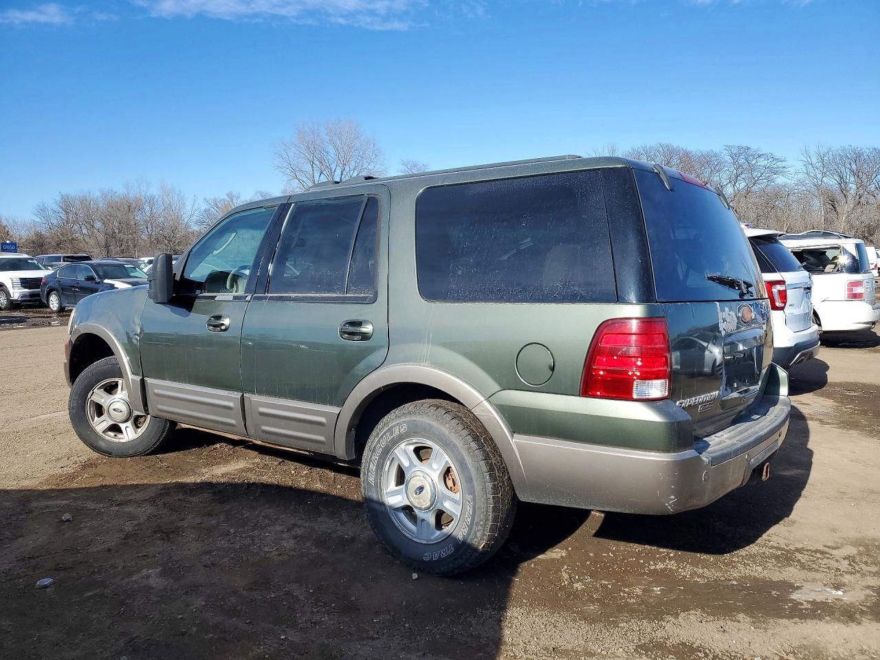 2003 Ford Expedition - Image 2