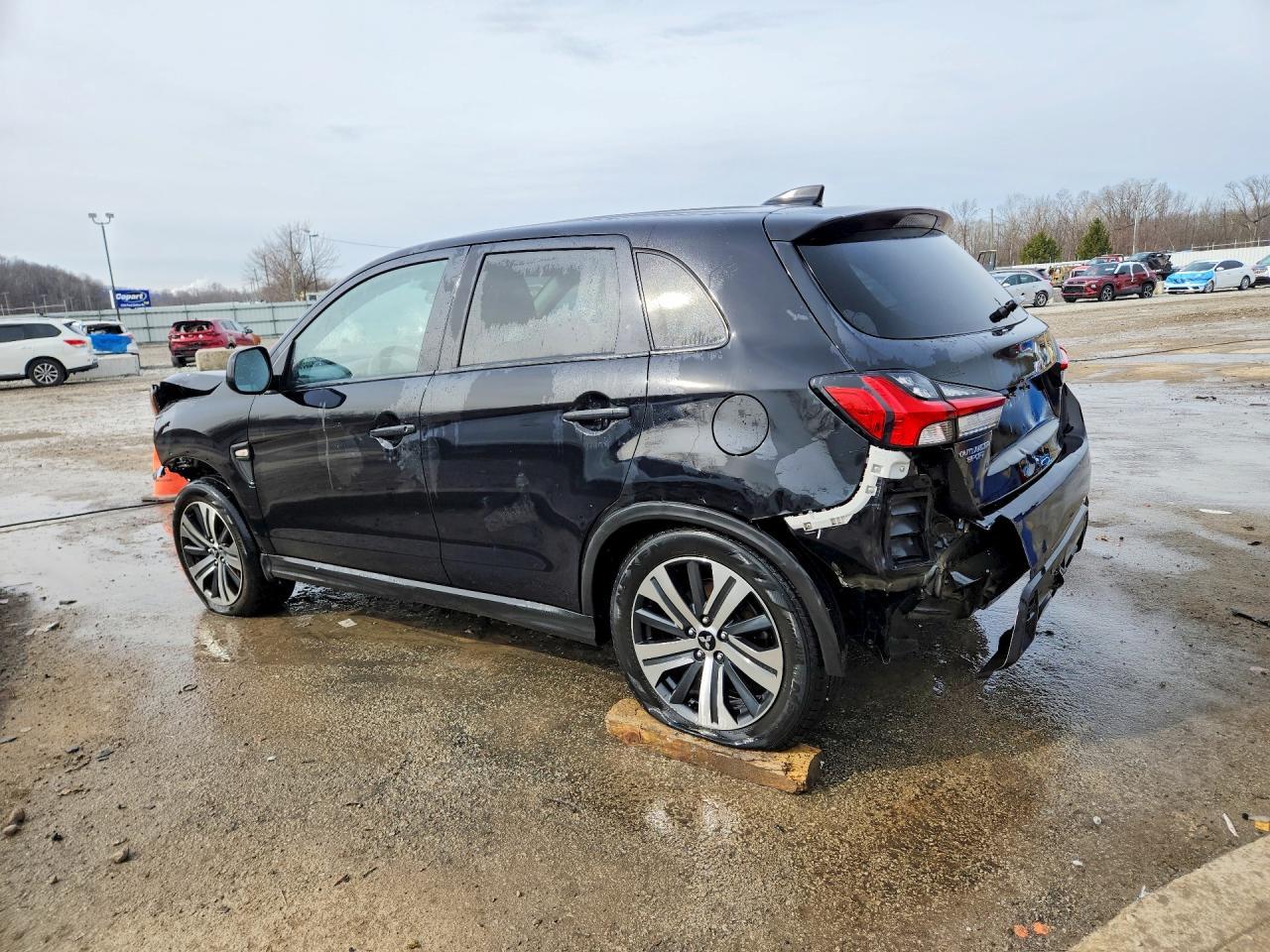 2022 Mitsubishi Outlander Sport Es - Image 2