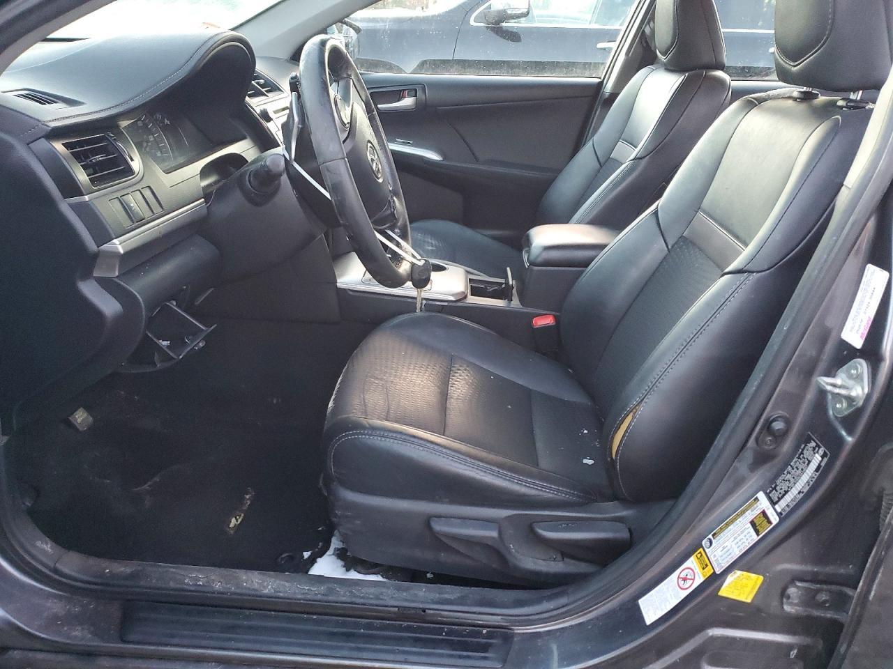 2014 Toyota Camry L - Image 7