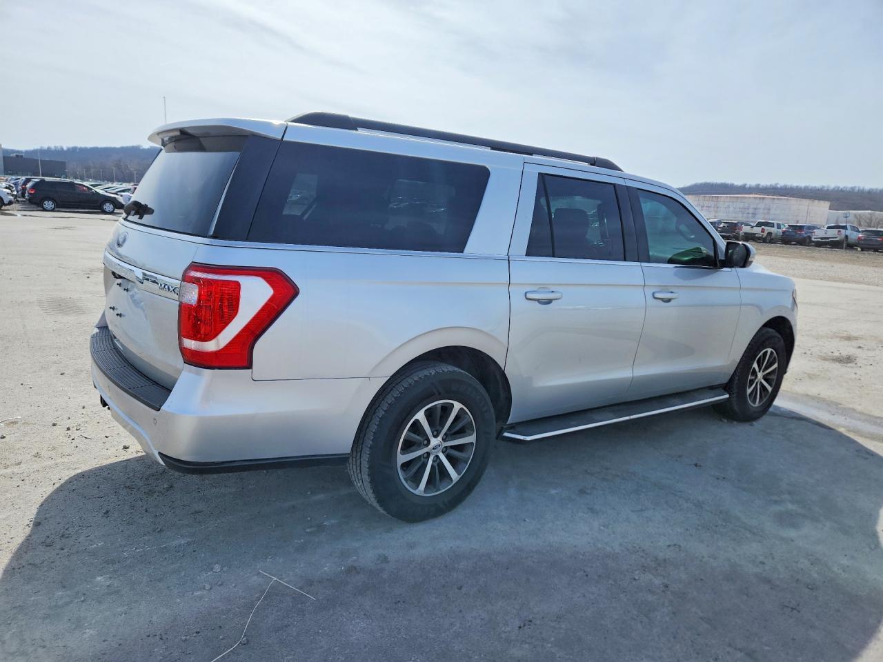 2018 Ford Expedition Max Xlt - Фото 3