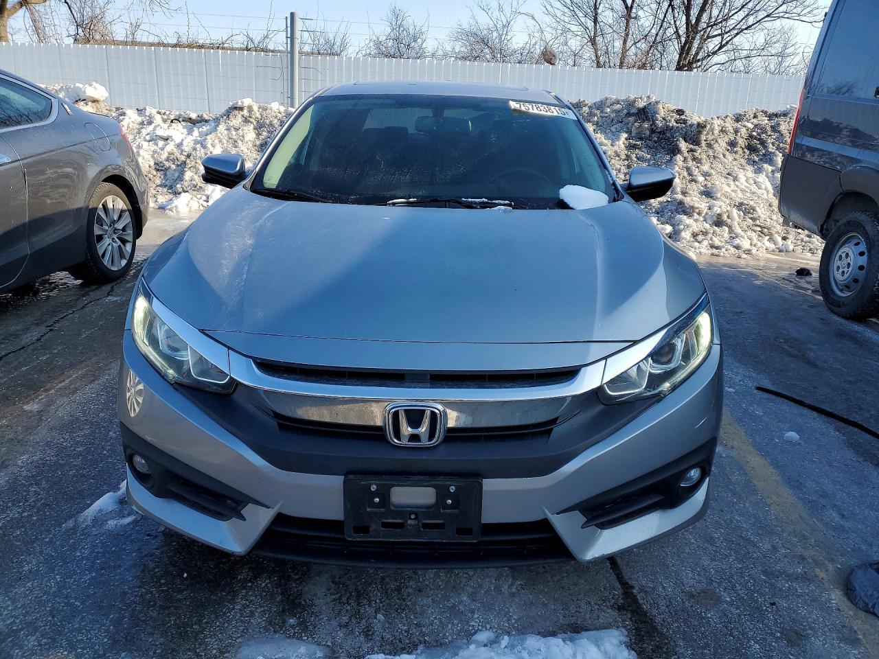 2016 Honda Civic Exl - Image 5