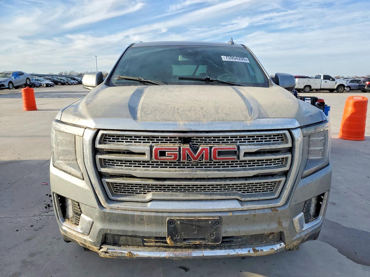 2023 GMC Yukon Slt - Фото 5