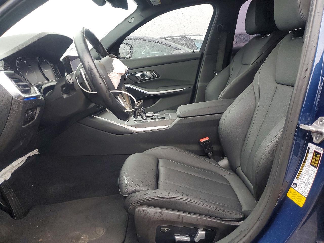 2021 BMW 330I - Фото 7