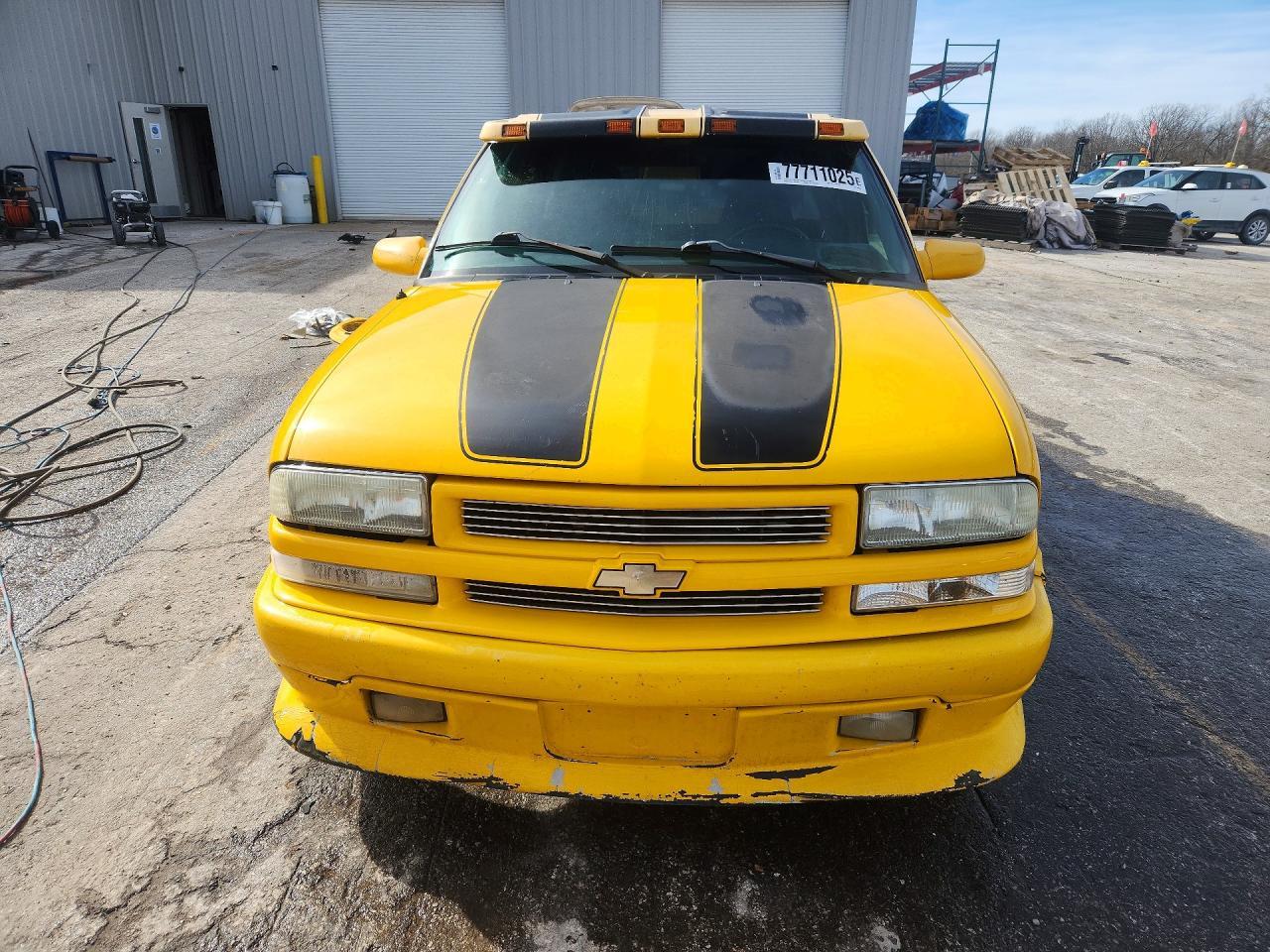 2002 Chevrolet S Truck S10 - Фото 5