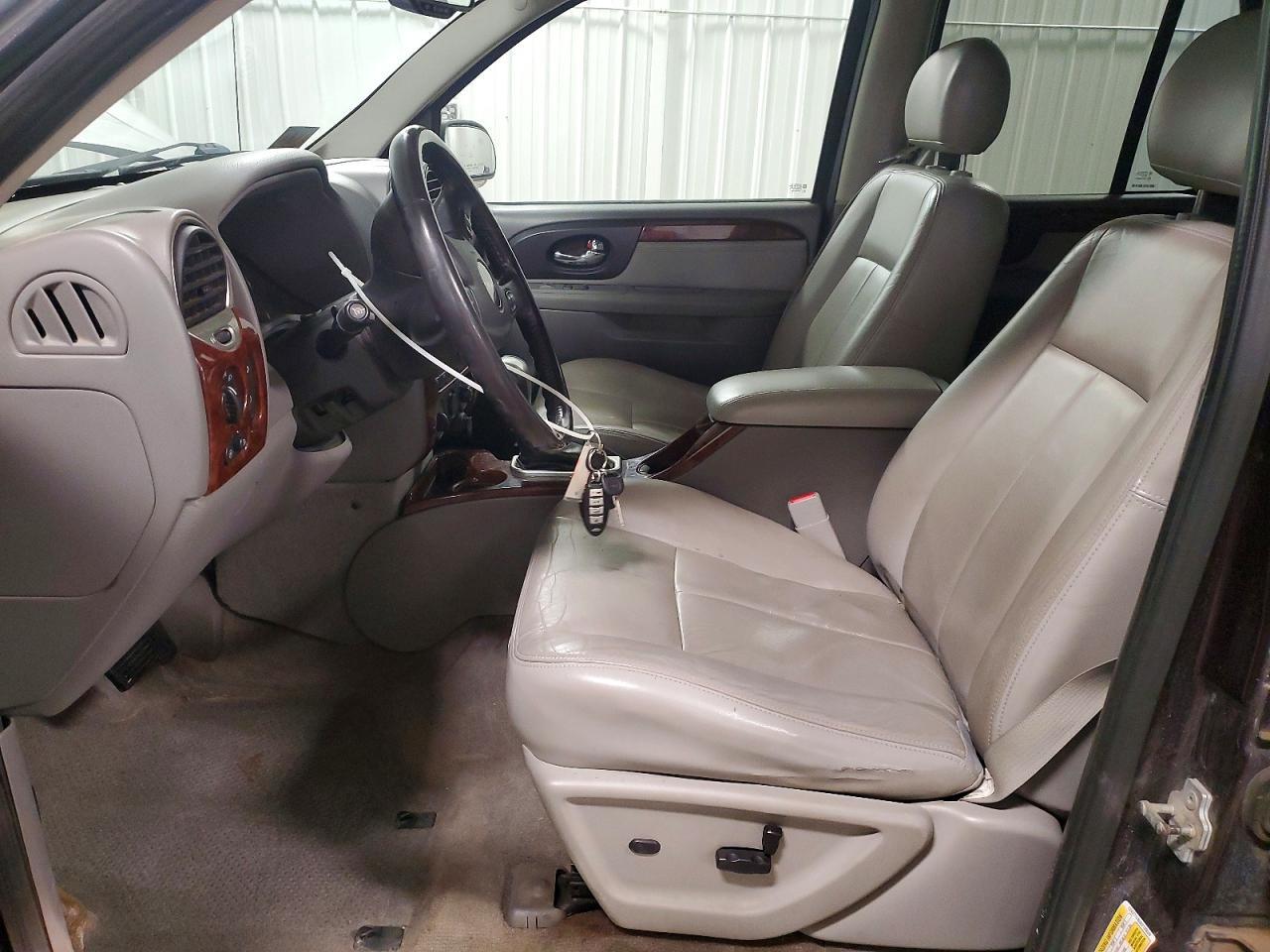 2008 GMC Envoy - Image 7