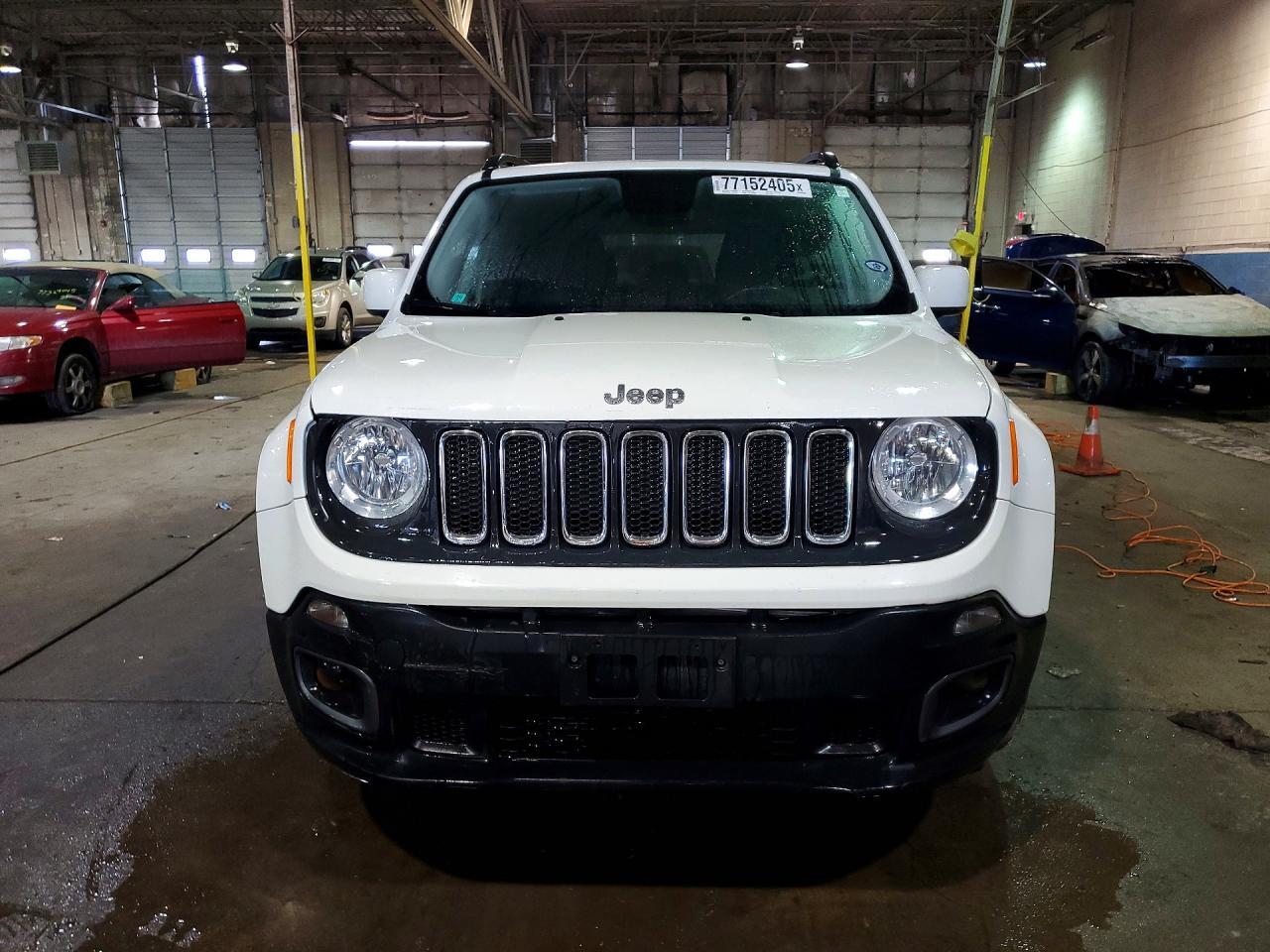 2017 Jeep Renegade Latitude - Image 5