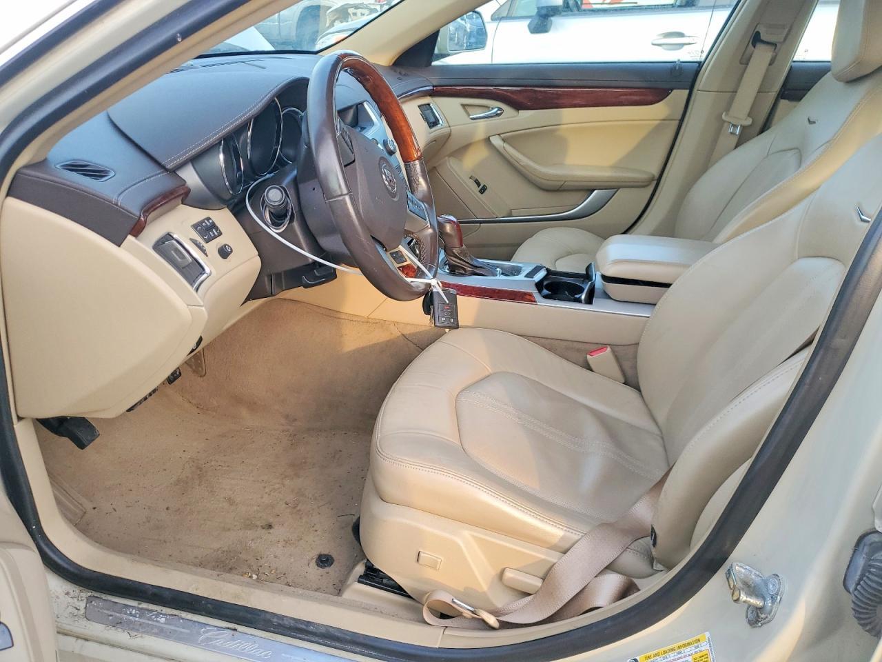 2010 Cadillac Cts Luxury Collection - Image 7