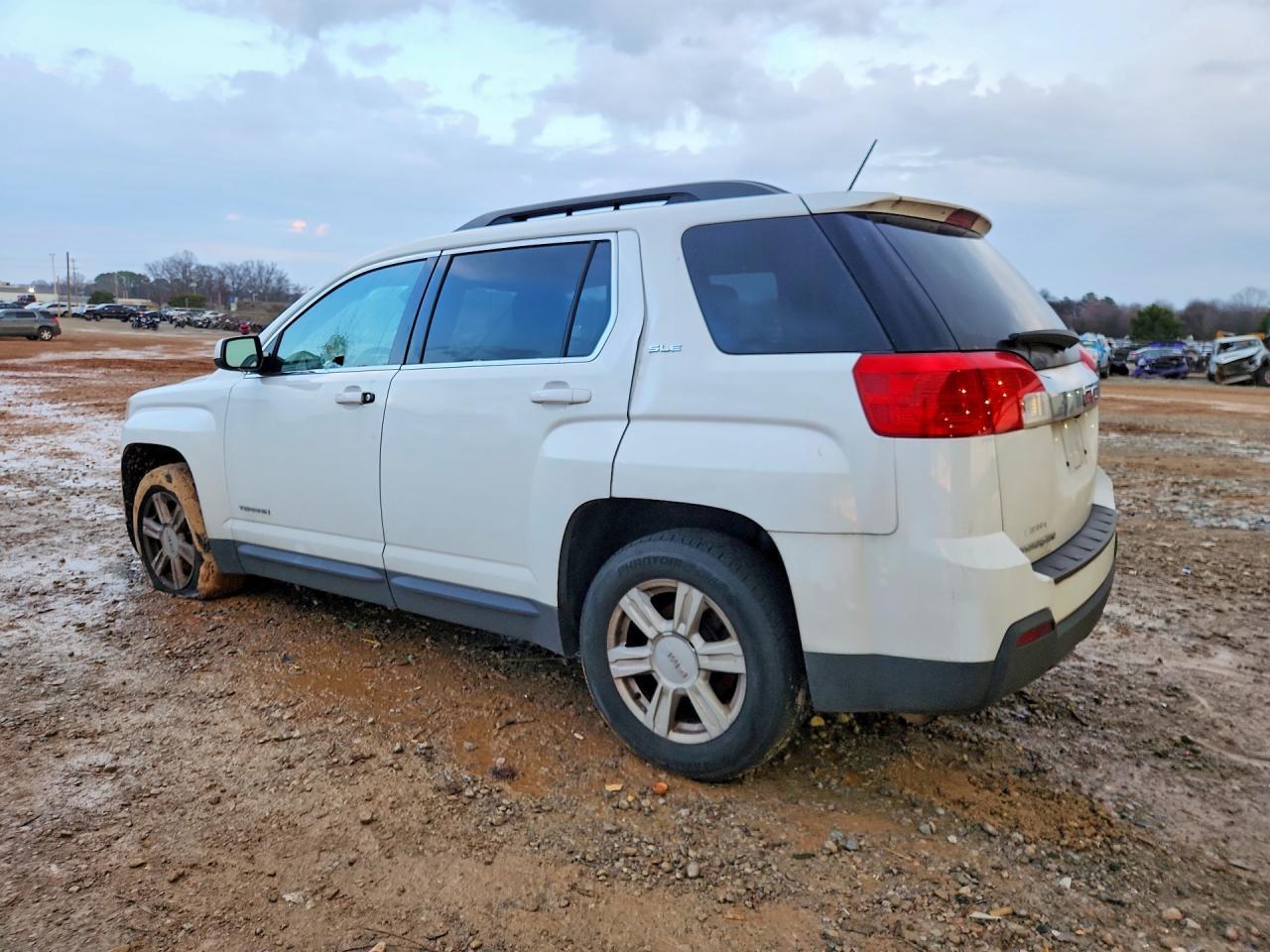 2015 GMC Terrain Sle - Image 2