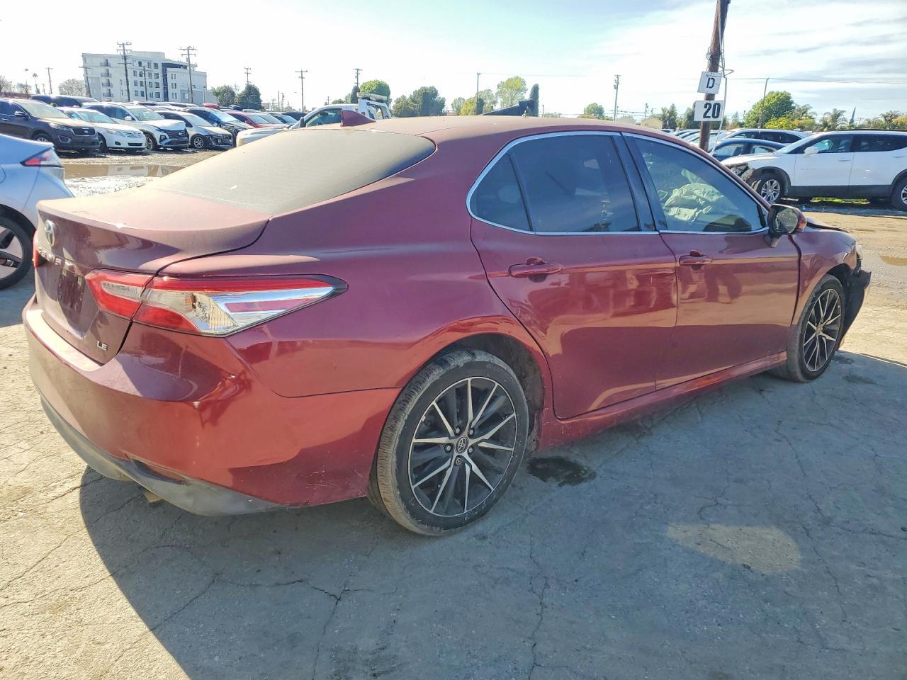 2019 Toyota Camry L - Фото 3