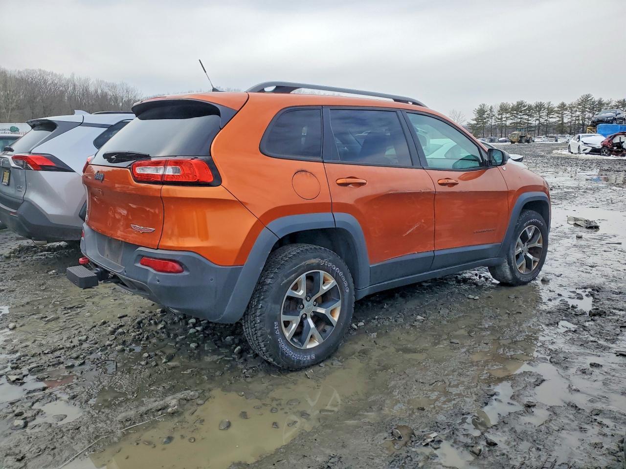 2014 Jeep Cherokee - Фото 3