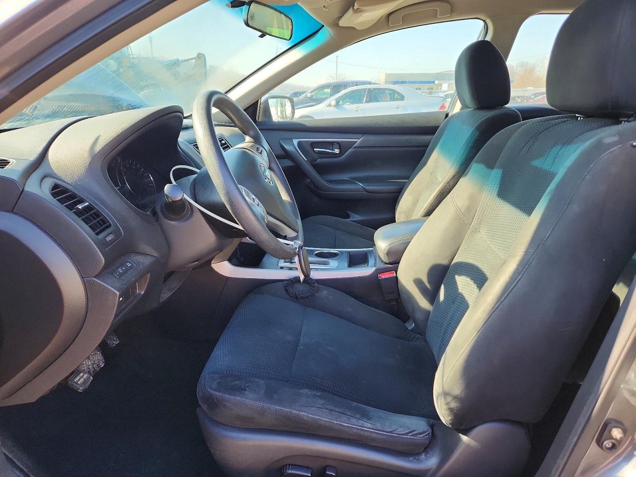 2015 Nissan Altima - Фото 7