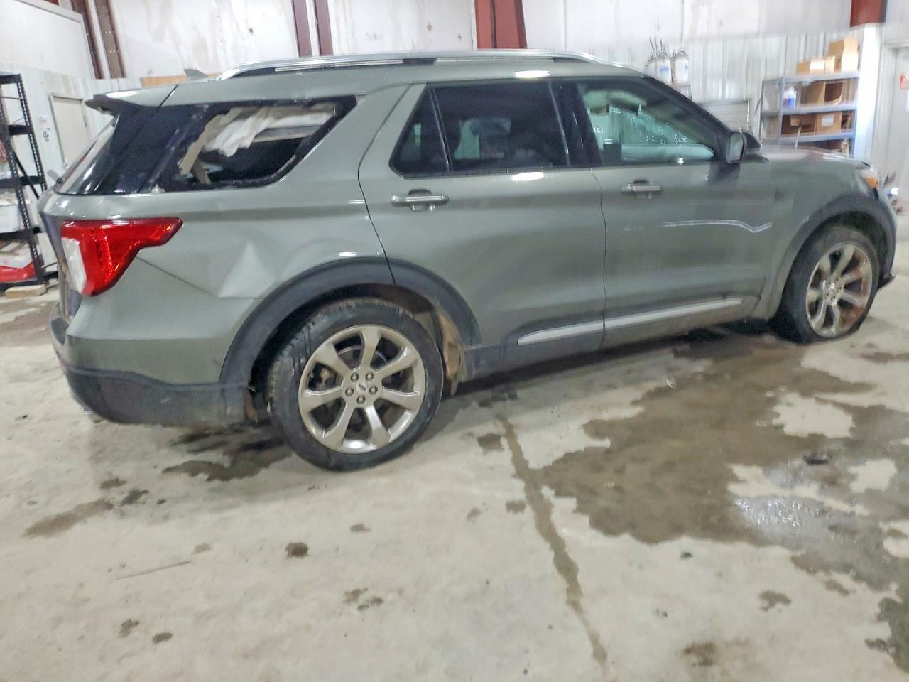 2020 Ford Explorer Platinum - Фото 3