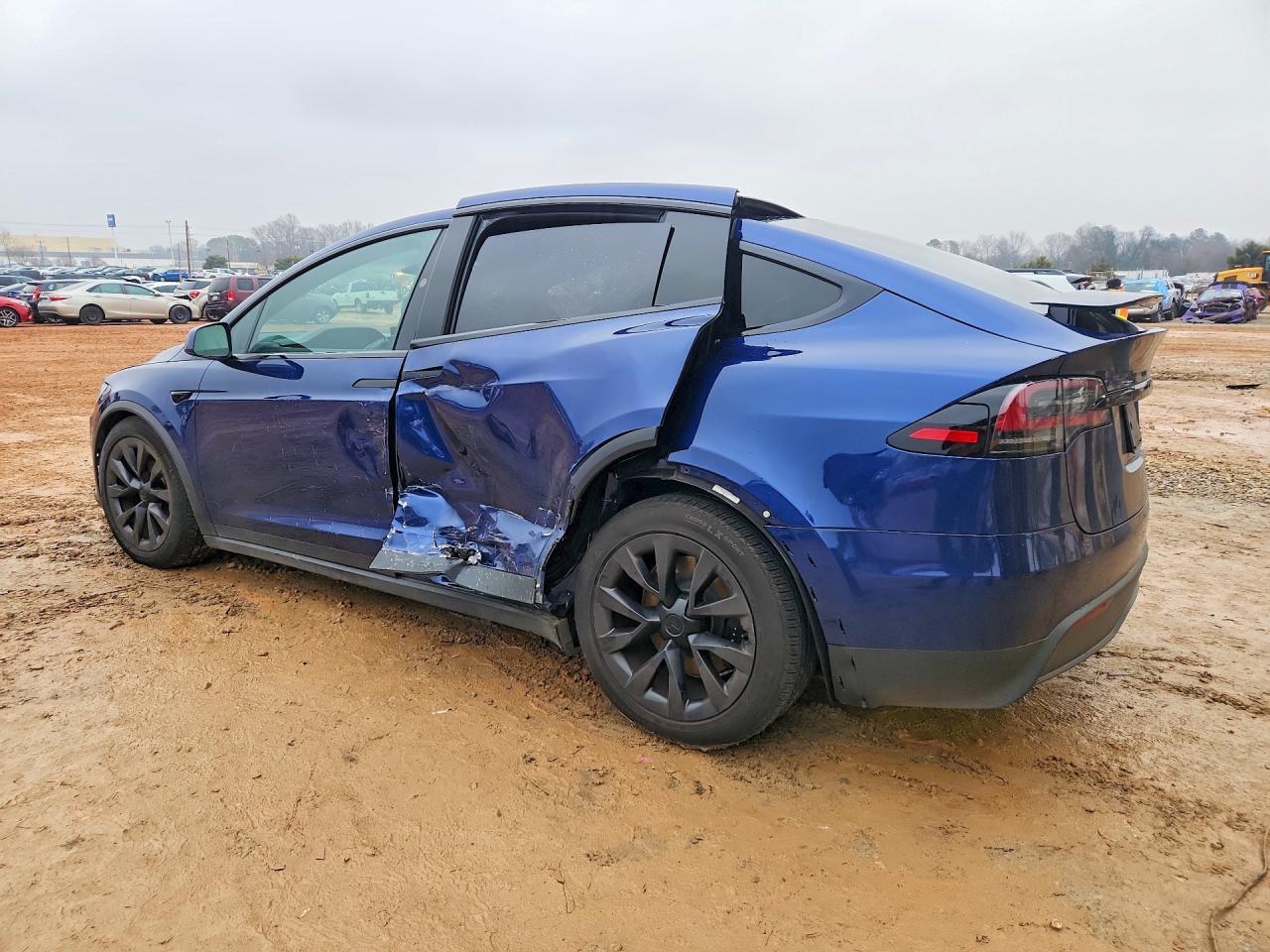 2023 Tesla Model X - Image 2