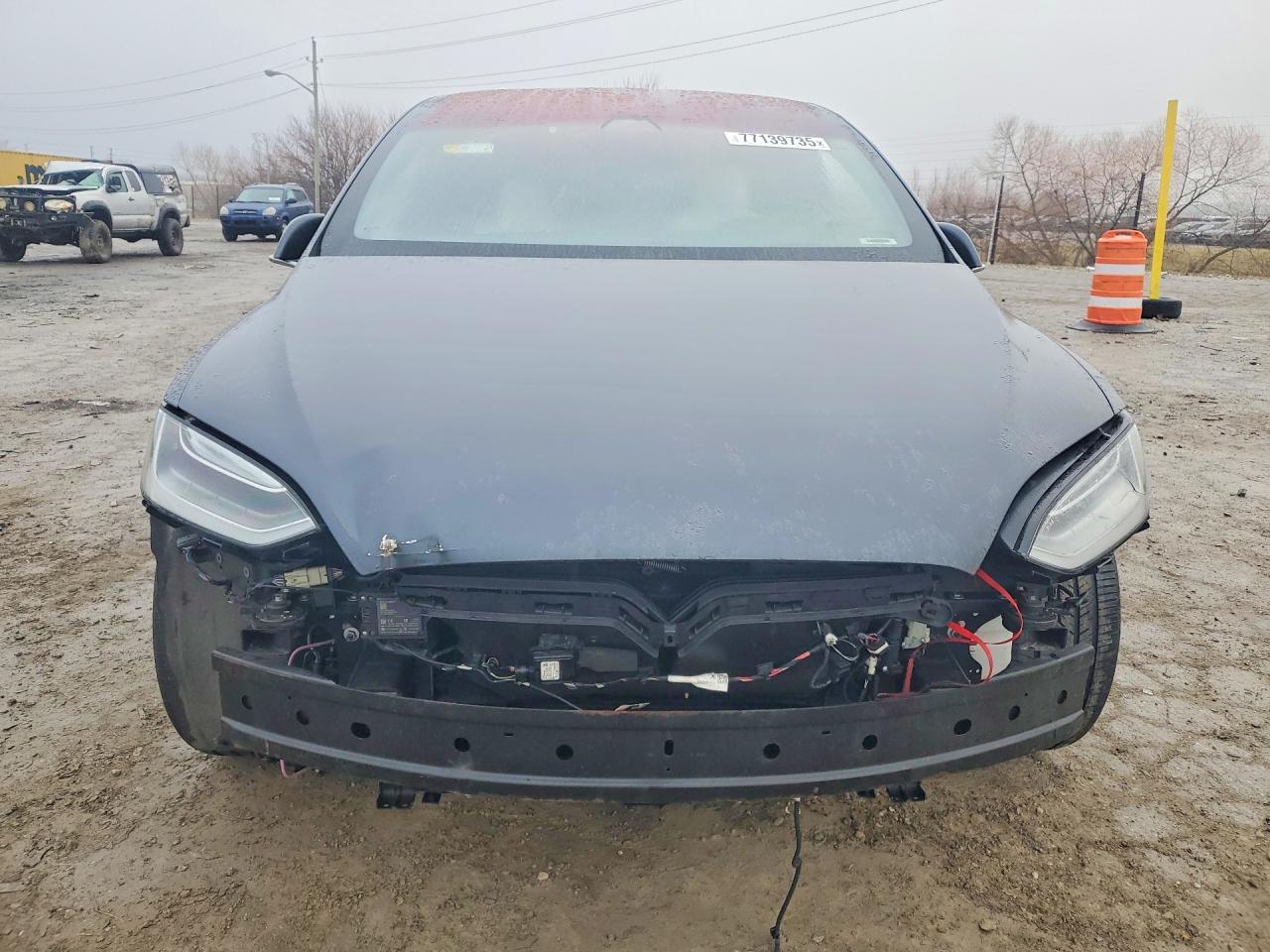 2017 Tesla Model X - Фото 5