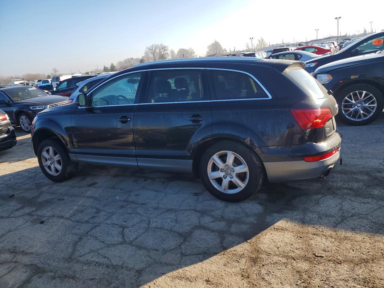 2013 Audi Q7 Premium Plus - Фото 2