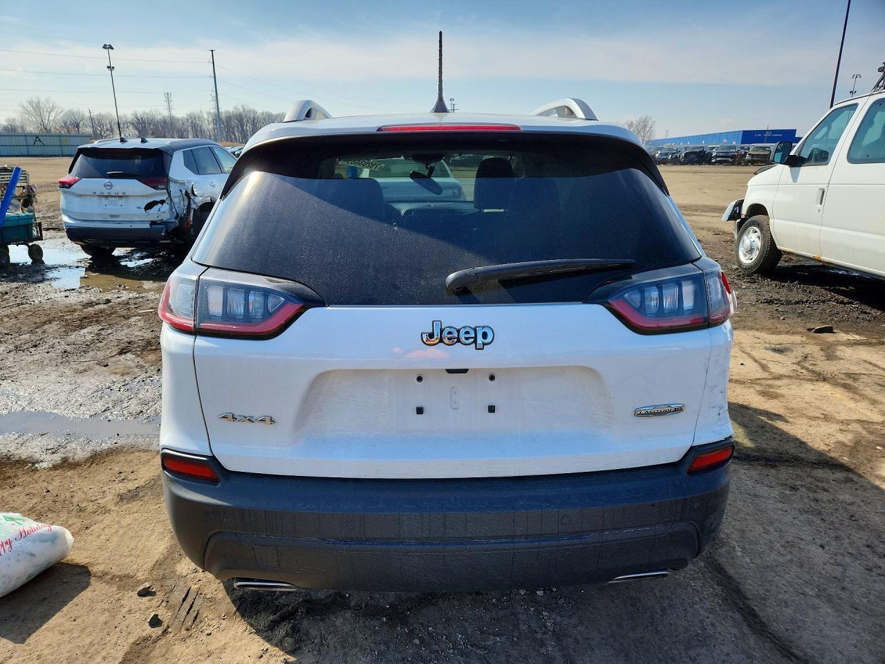 2021 Jeep Cherokee Latitude Lux - Фото 6