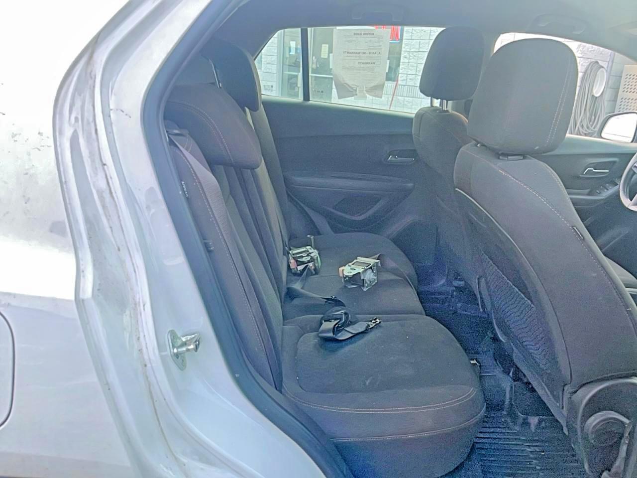 2018 Chevrolet Trax Ls - Image 6