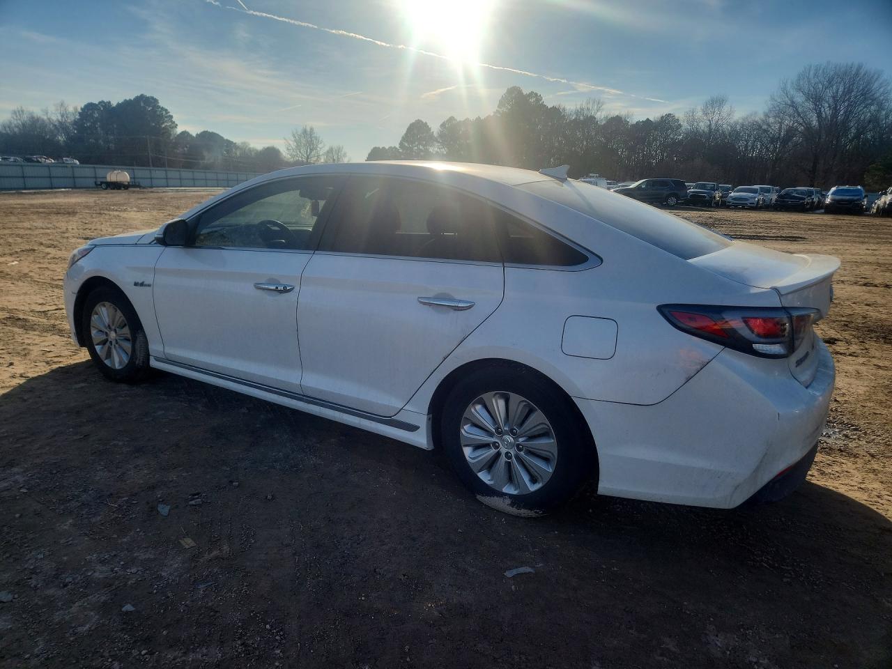 2017 Hyundai Sonata Hybrid - Фото 2