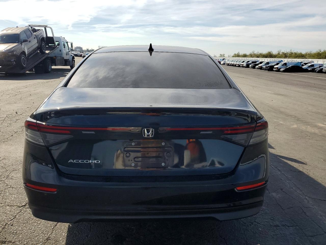2025 Honda Accord Se - Фото 6