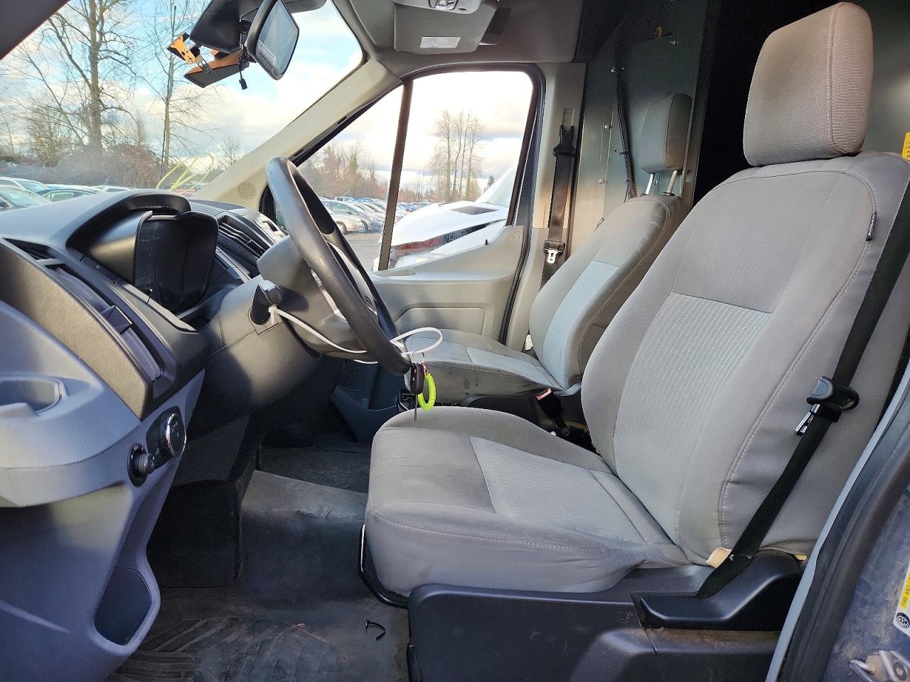 2019 Ford Transit 250 Delivery Van - Image 7