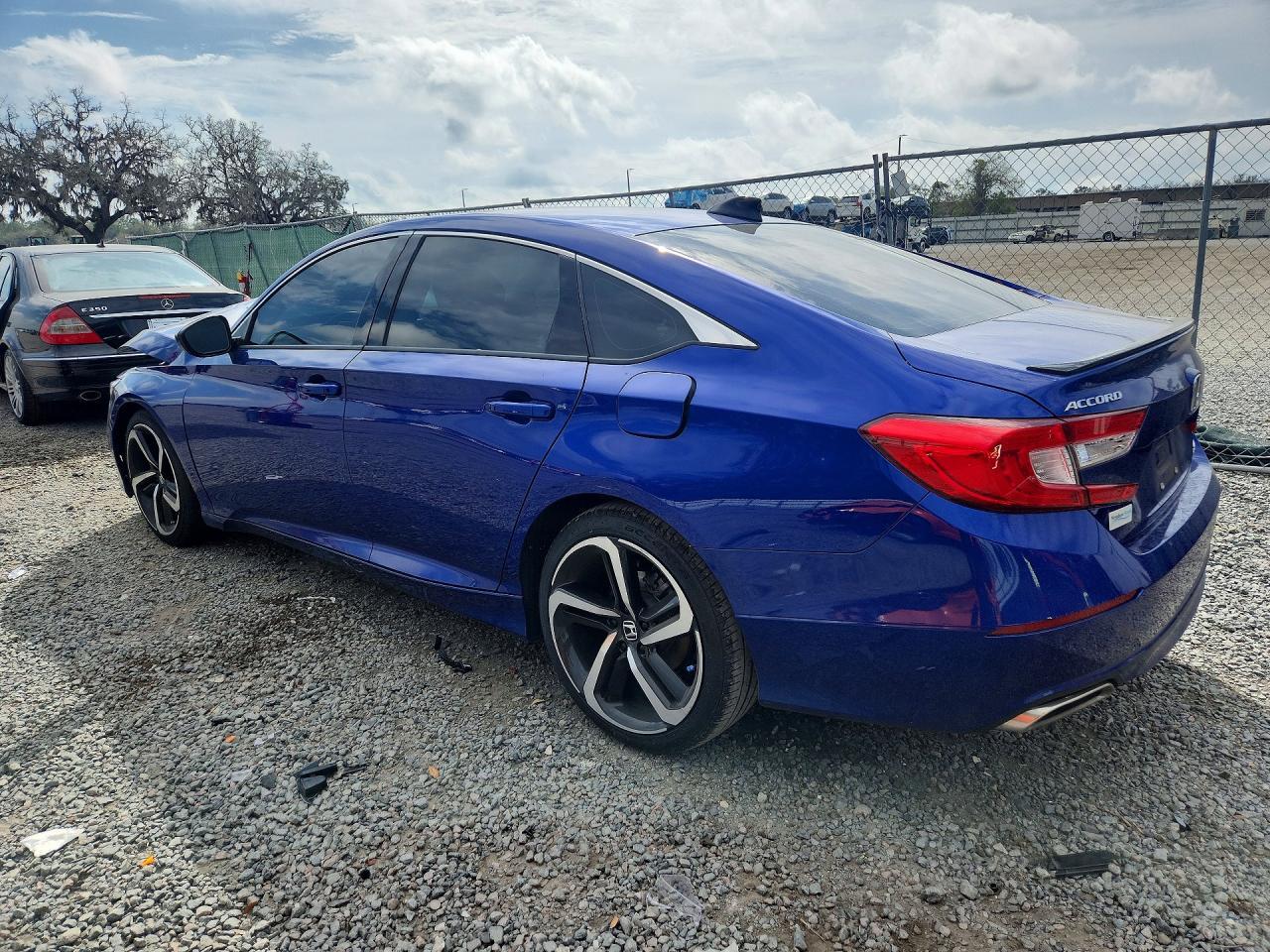 2021 Honda Accord Sport Se - Image 2