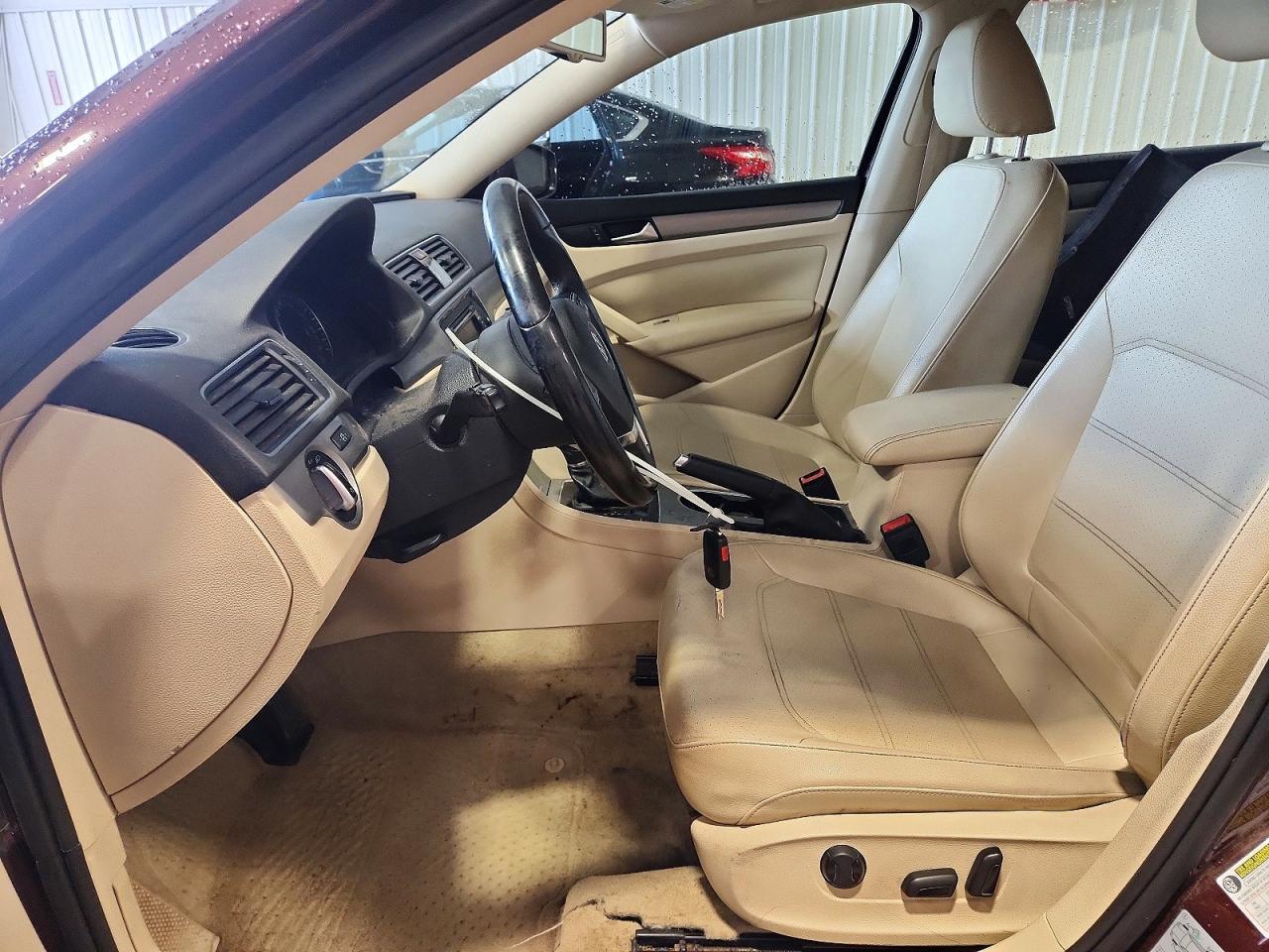 2014 Volkswagen Passat Se - Фото 7