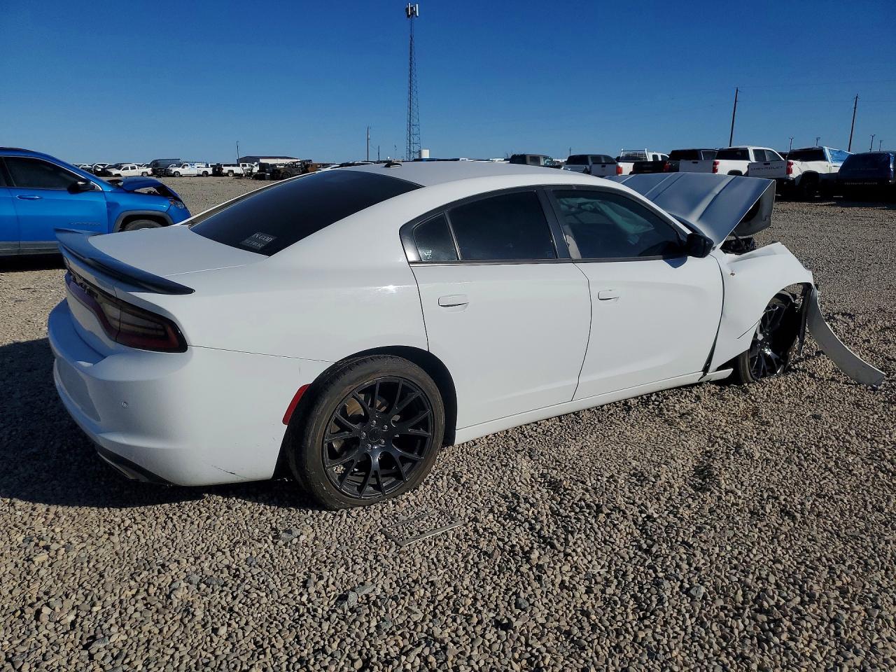 2020 Dodge Charger Sxt - Image 3