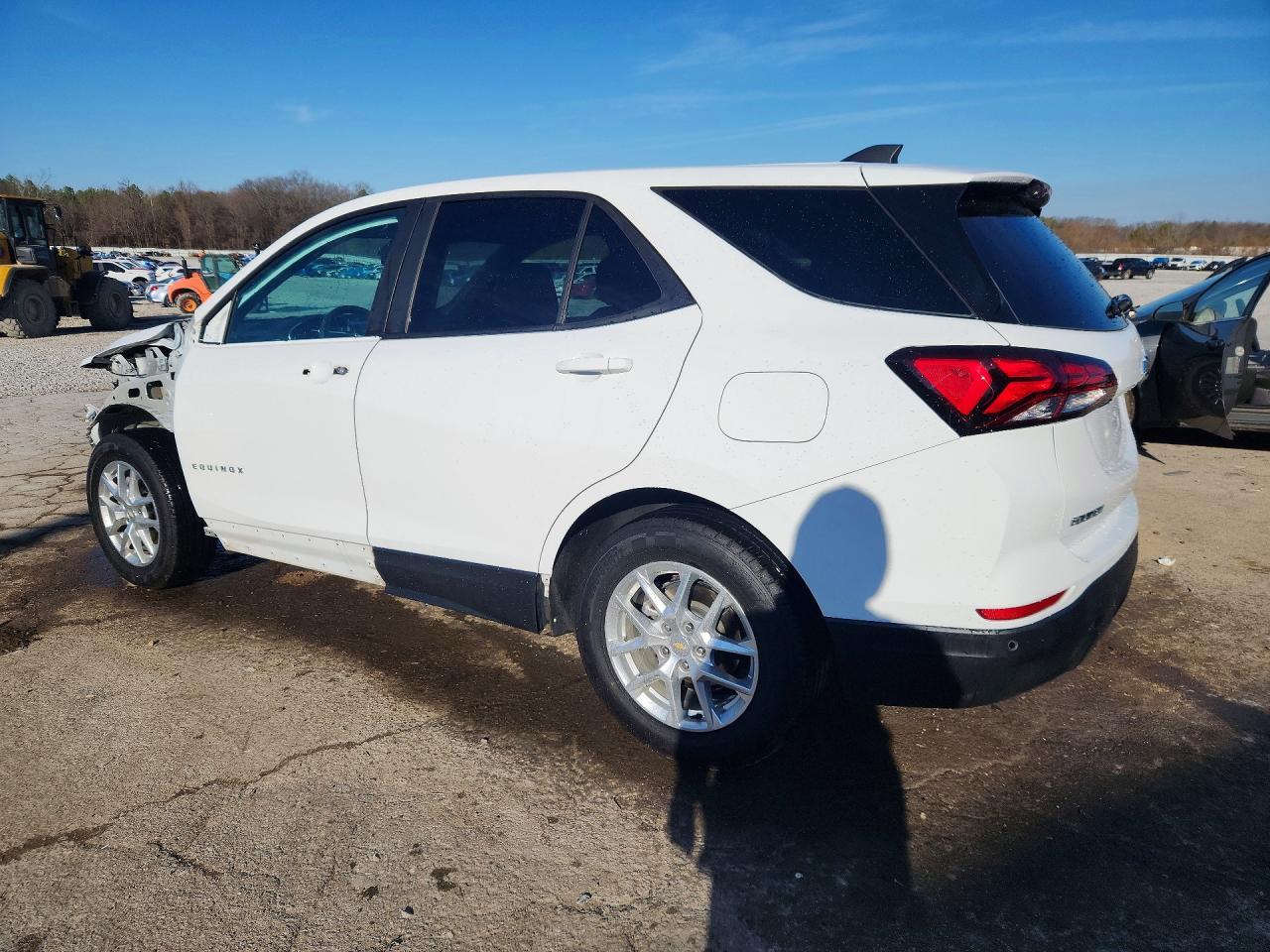 2022 Chevrolet Equinox Ls - Image 2