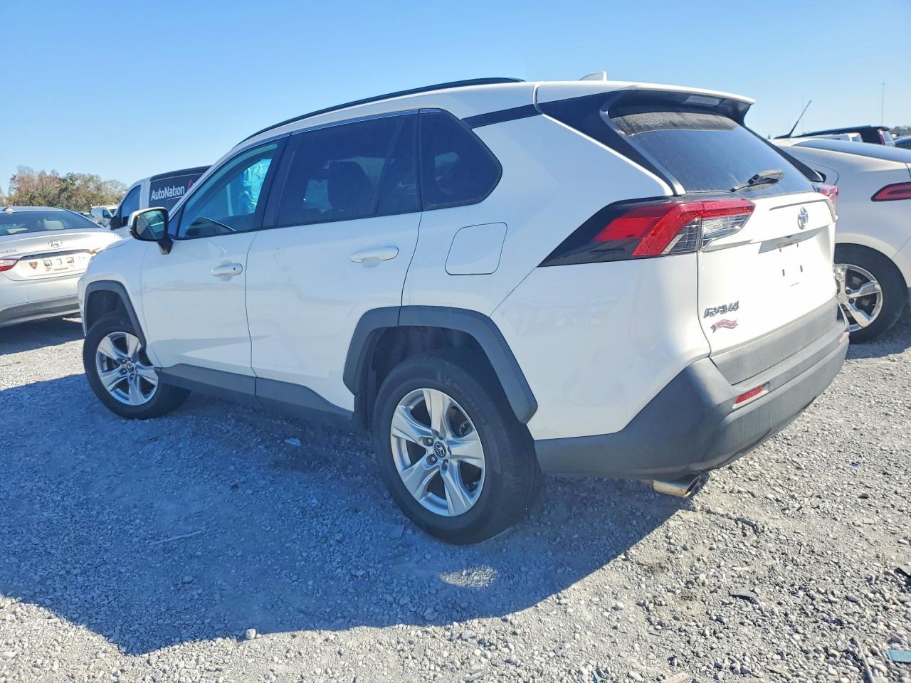 2019 Toyota Rav4 Xle - Image 2