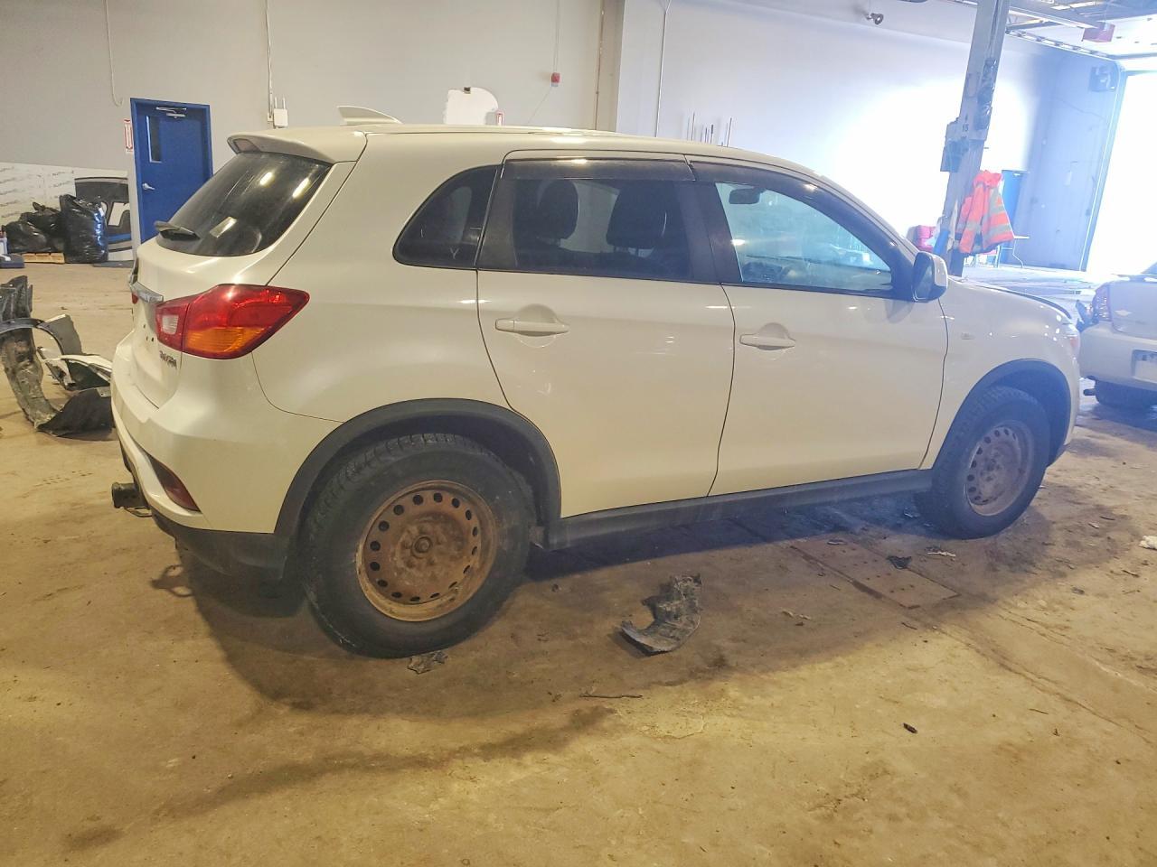 2018 Mitsubishi Rvr Se - Фото 3