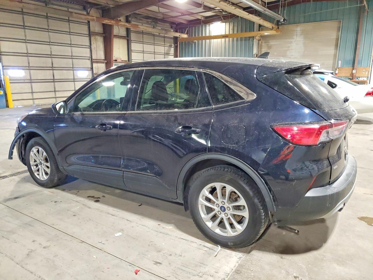 2021 Ford Escape Se - Фото 2