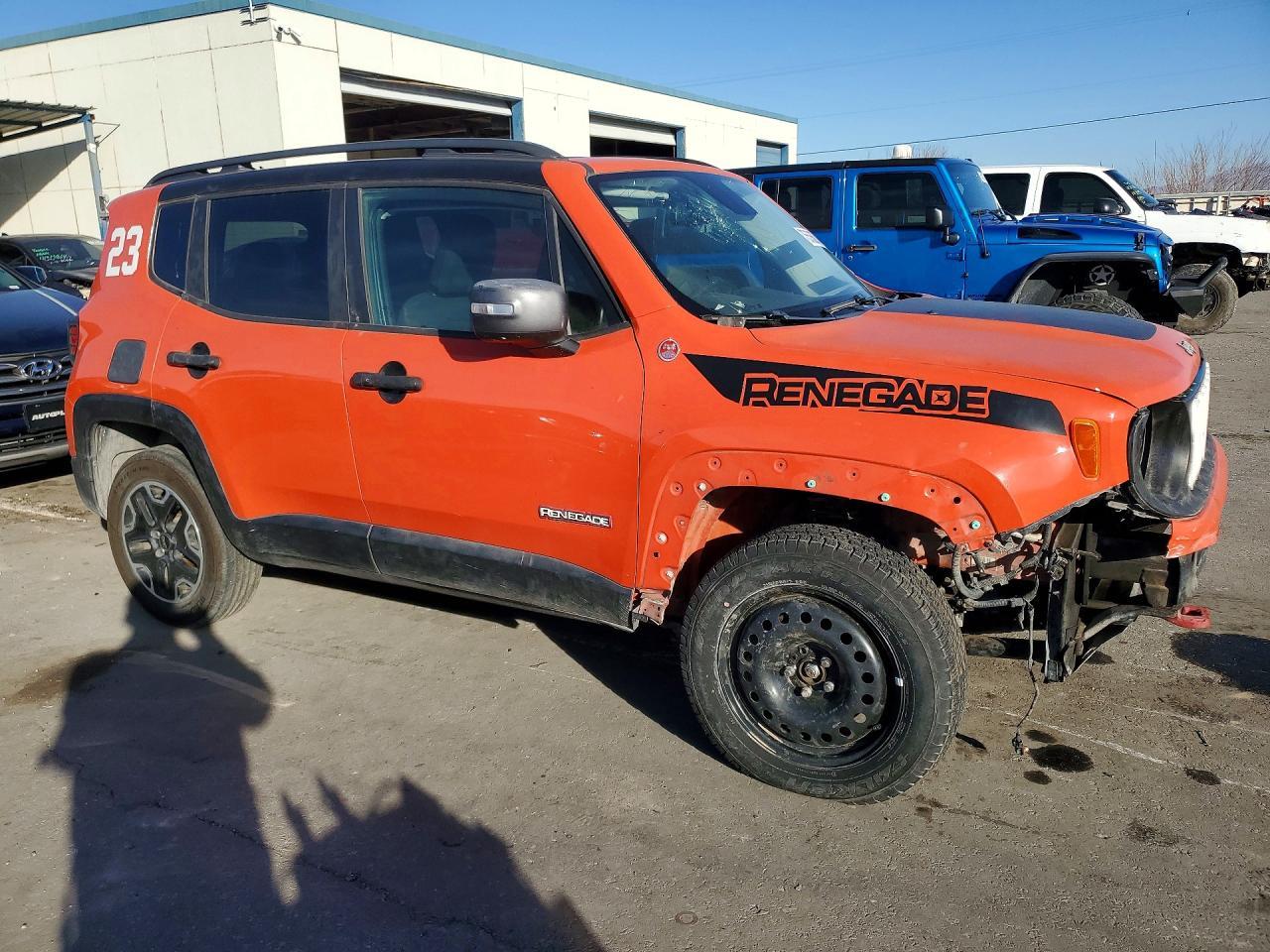 2017 Jeep Renegade Trailhawk - Фото 4