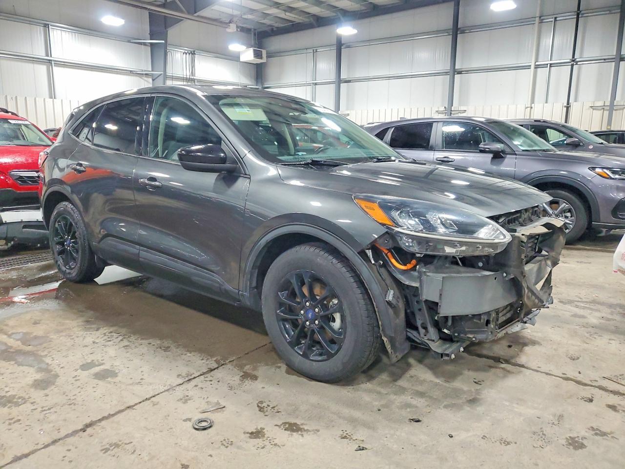 2020 Ford Escape Se Sport - Image 4