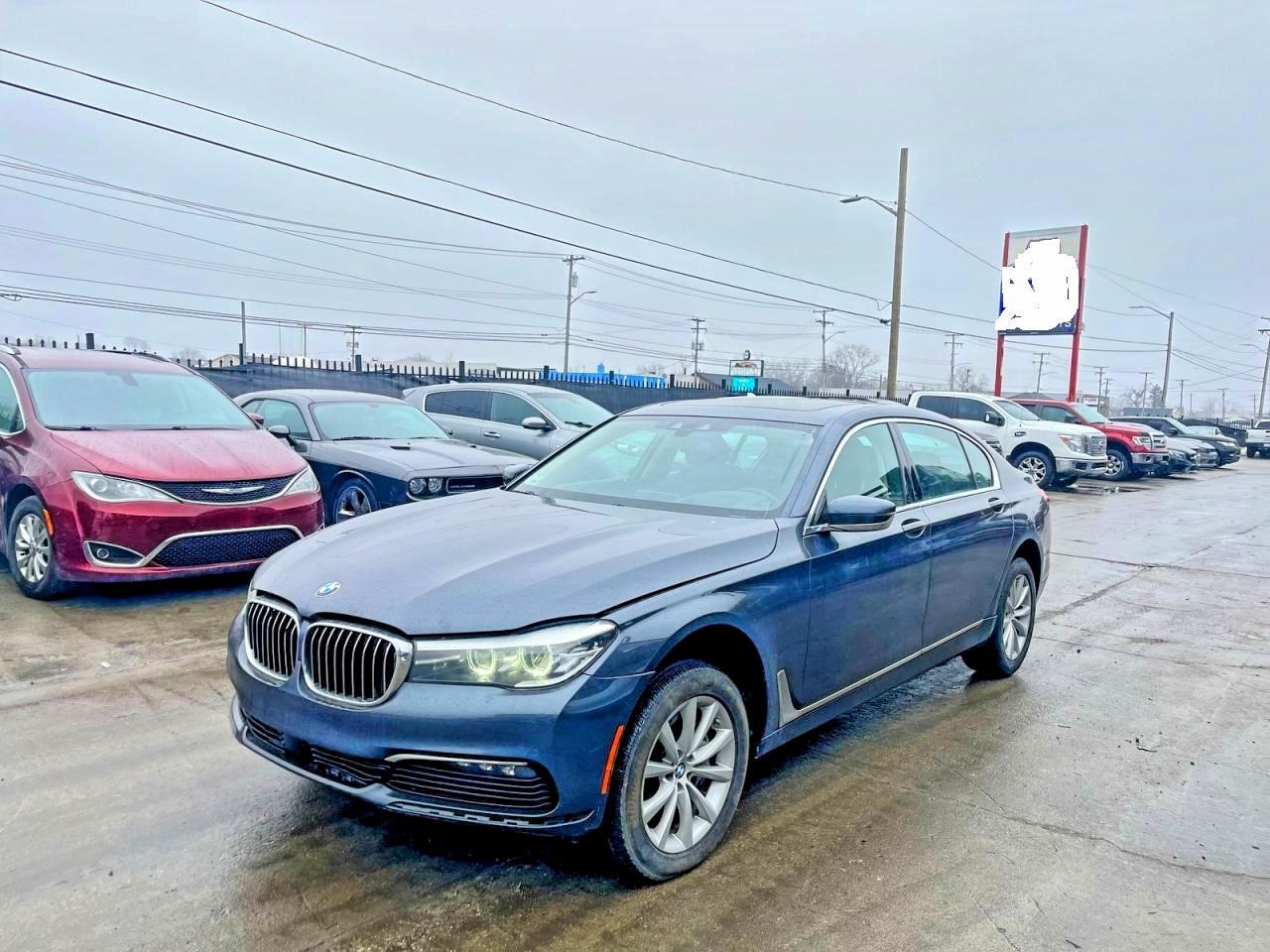 2018 BMW 740 Xi - Фото 2