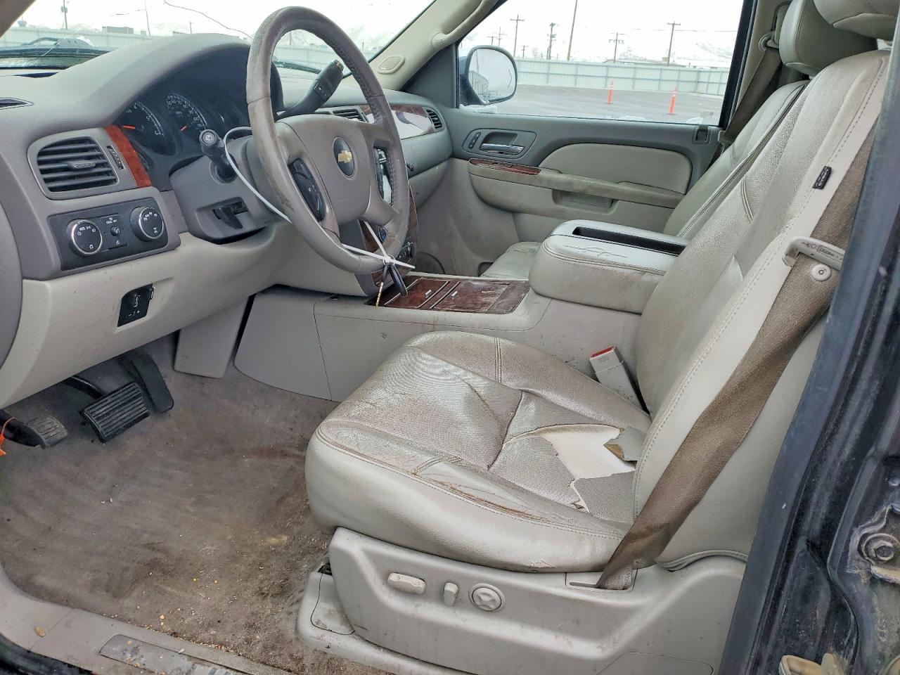 2010 Chevrolet Suburban K1500 Ltz - Фото 6