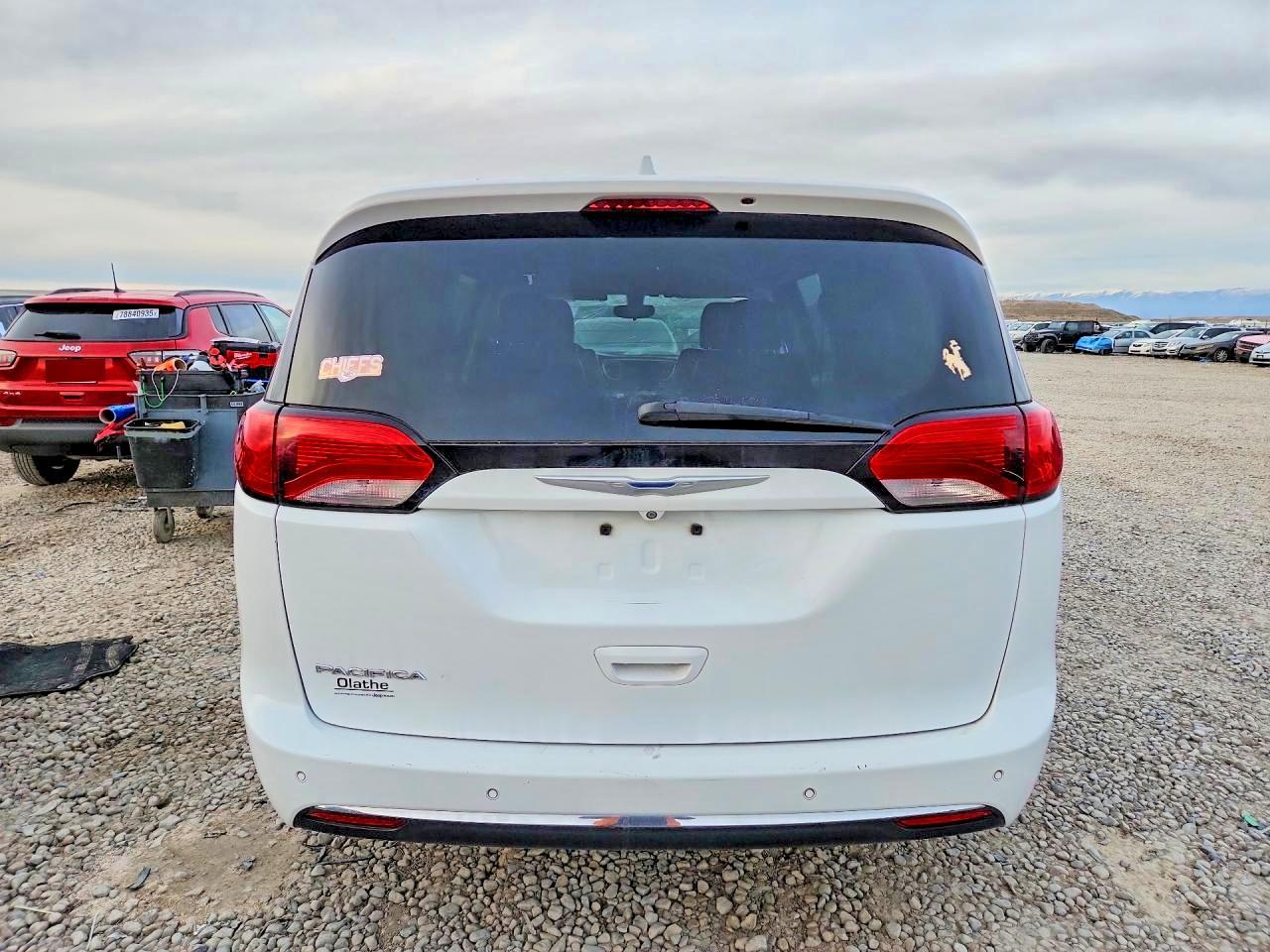 2018 Chrysler Pacifica Touring L - Фото 6