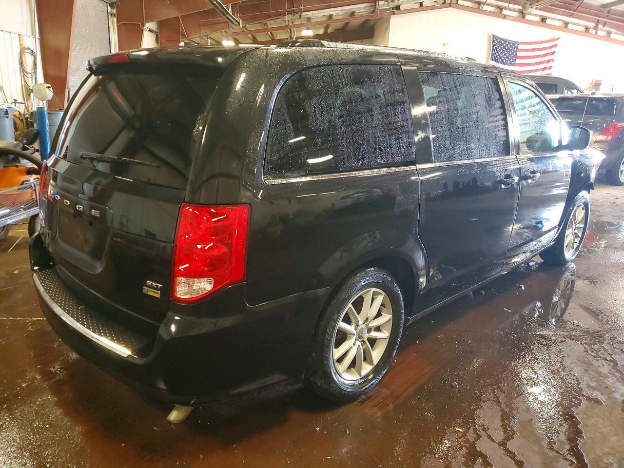 2019 Dodge Grand Caravan Sxt - Фото 3