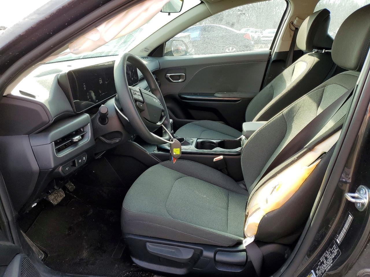 2025 Kia K4 Lx - Image 7