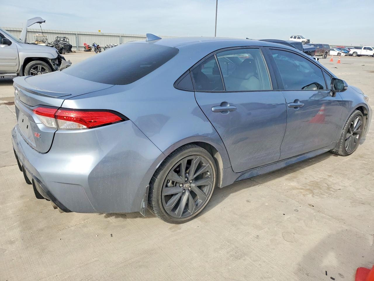 2023 Toyota Corolla Se - Фото 3
