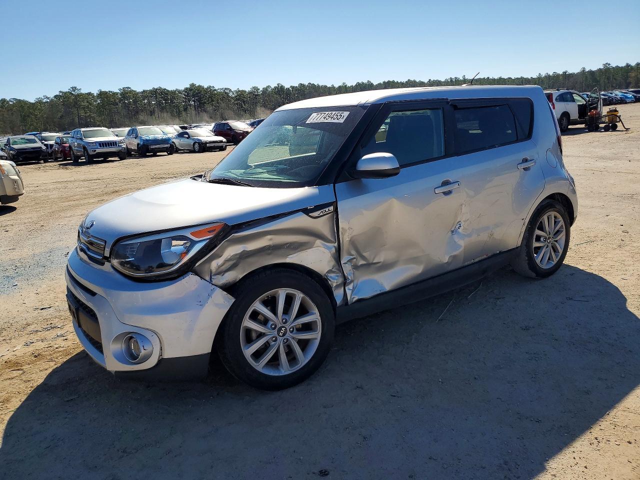 2018 Kia Soul +