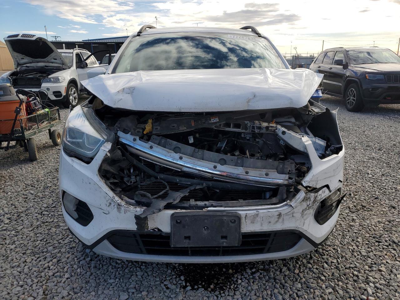 2017 Ford Escape Se - Фото 5