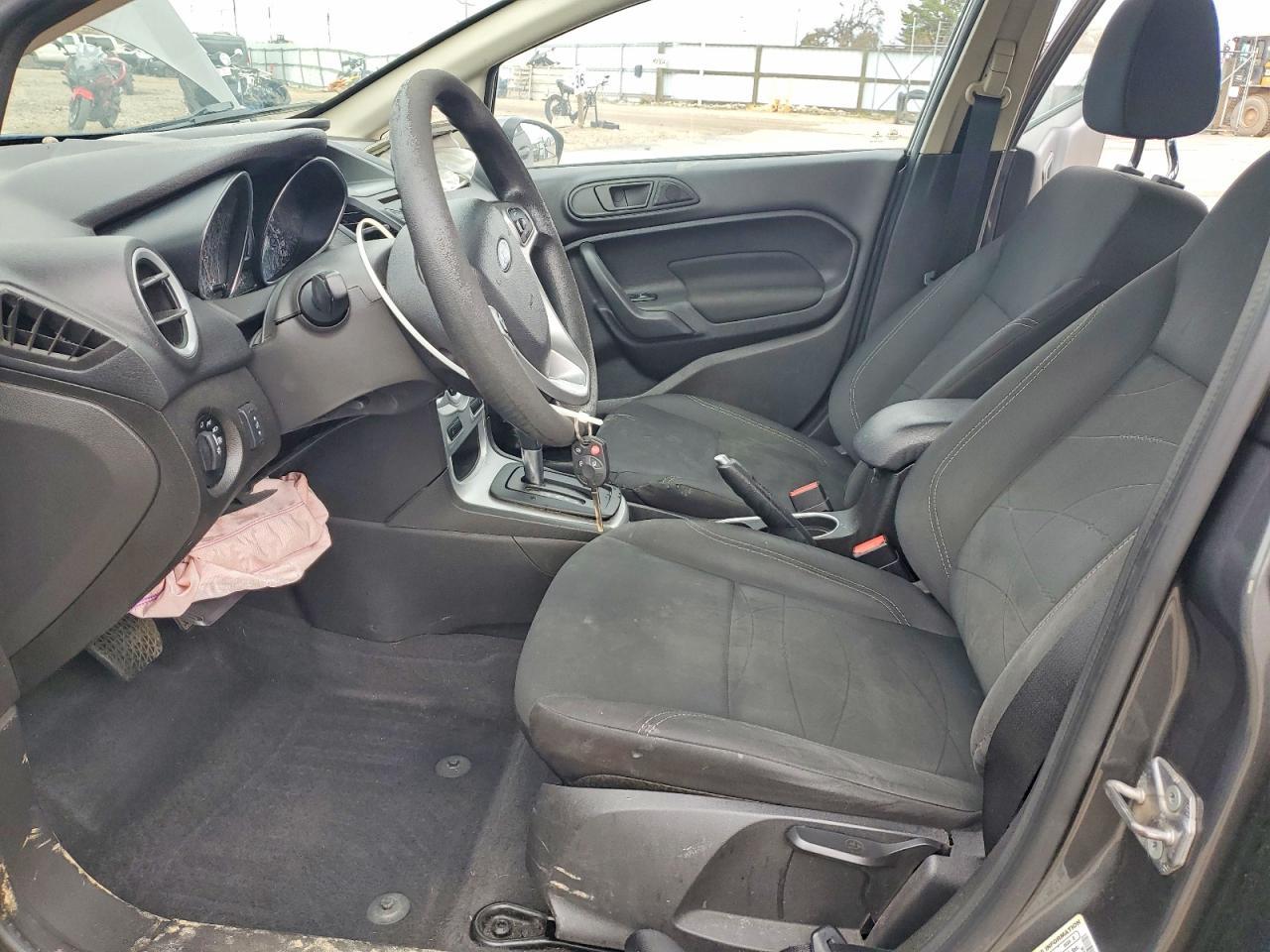 2019 Ford Fiesta Se - Фото 7