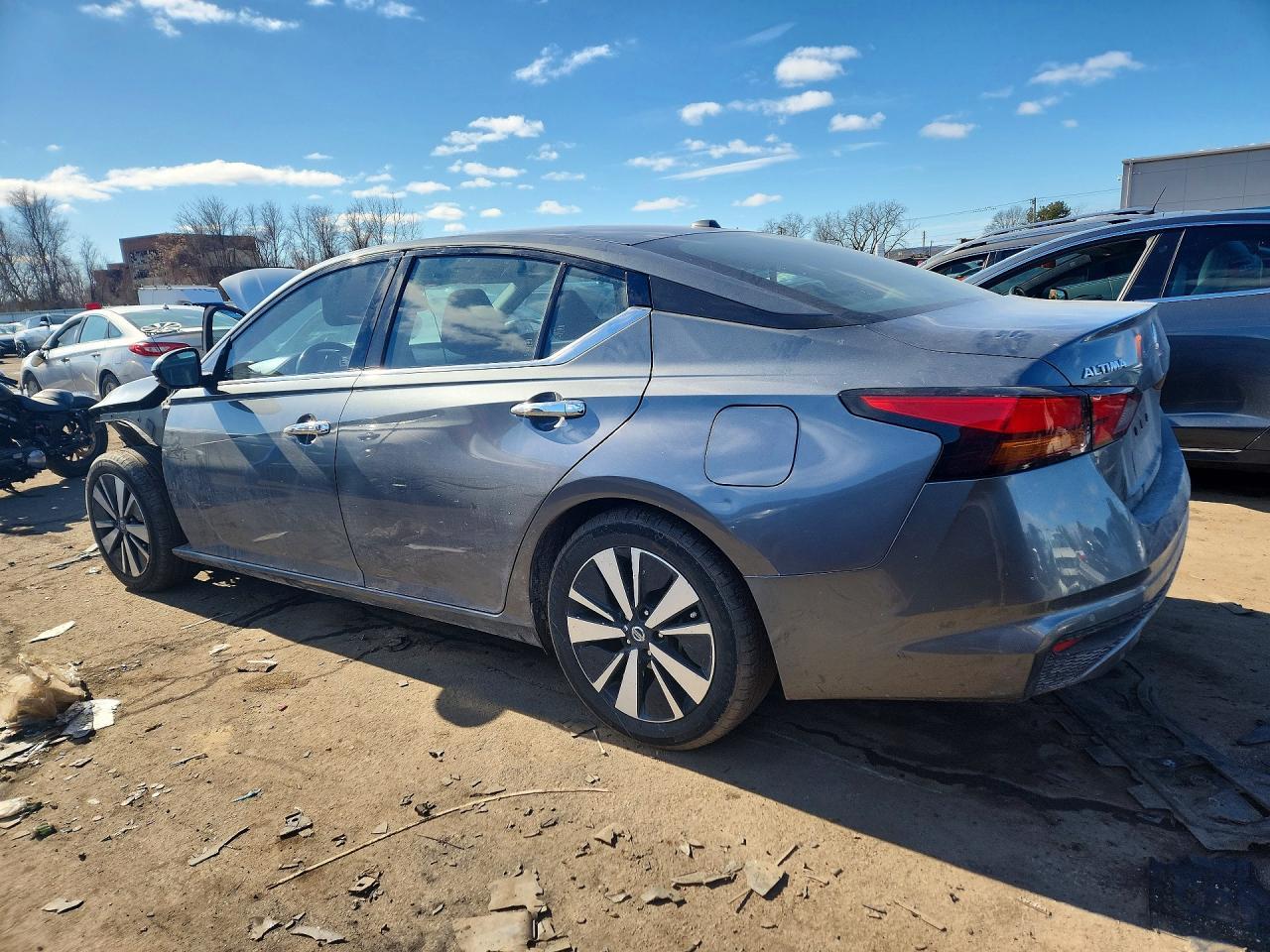 2020 Nissan Altima Sl - Фото 2