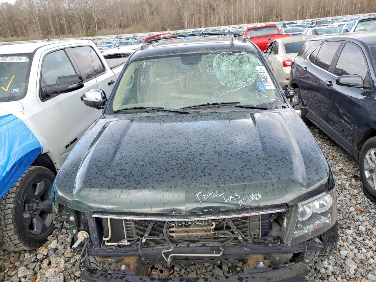 2013 Chevrolet Avalanche Lt - Image 5