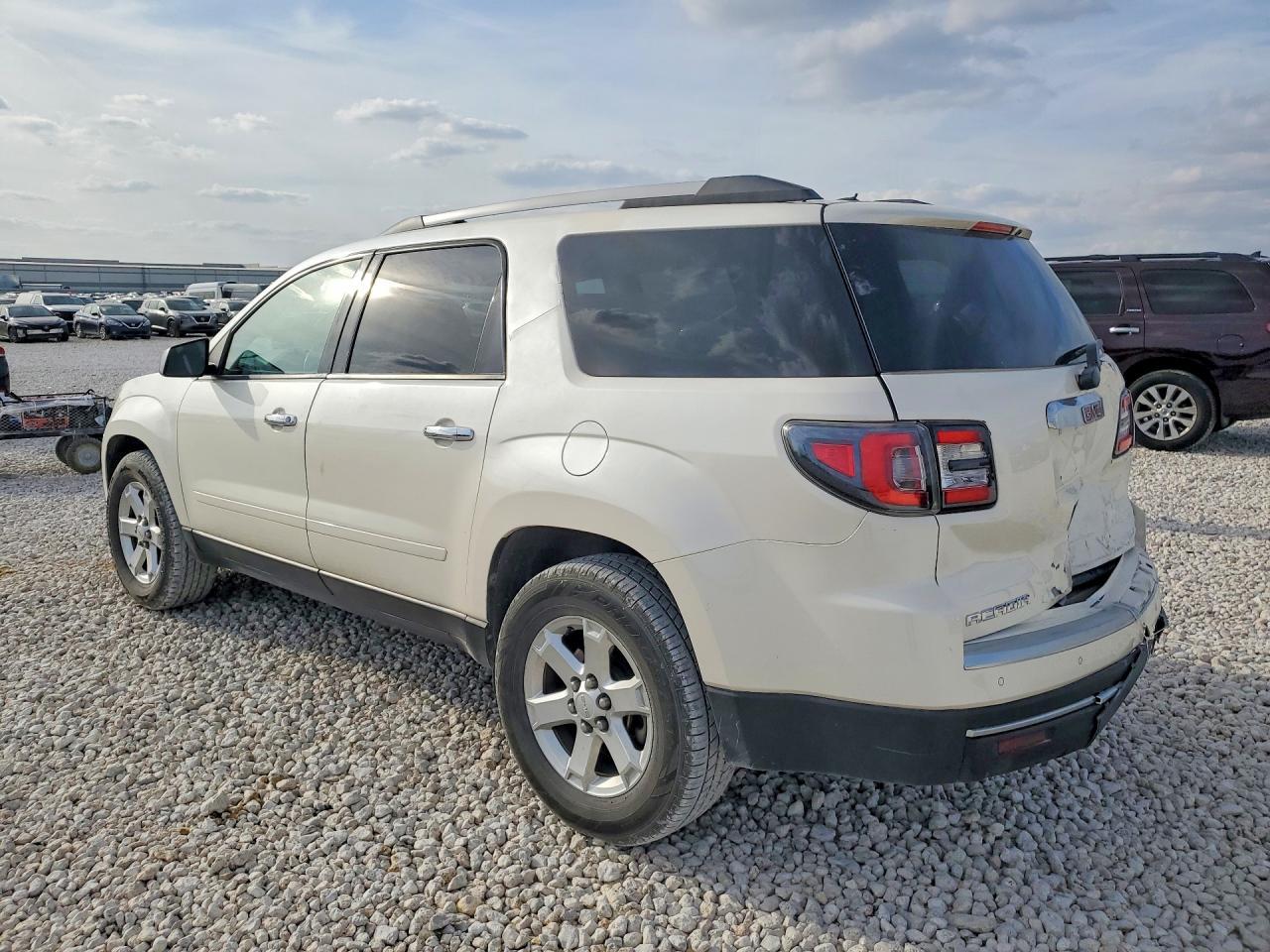 2015 GMC Acadia Sle - Фото 2
