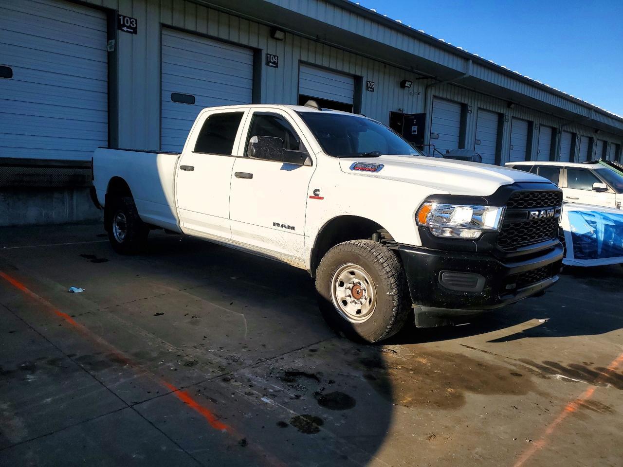 2019 Ram 2500 Tradesman - Image 4